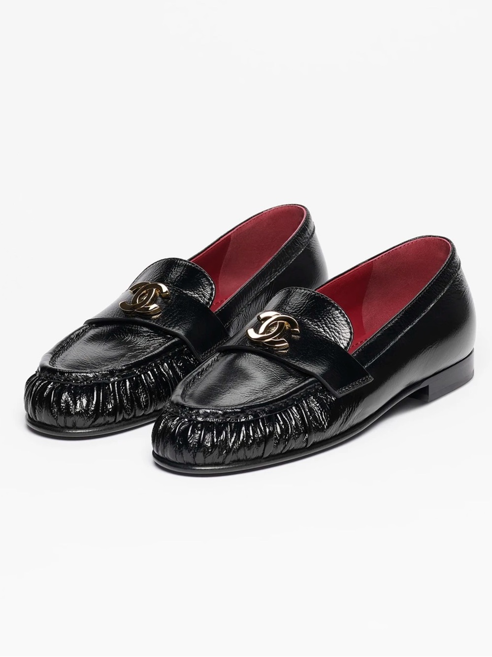 CHANEL Loafers Black Chanel Mocassins
Black Crumpled Shiny Lambskin SZ 39 BNIB